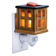 Load image into Gallery viewer, Melter &#39;Wood Lantern&#39;